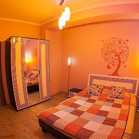 Квартира Подобово В Центрі На Вулиці Краківській 34 Площа Ринок Сам Центер Міста Львова Екстериор снимка